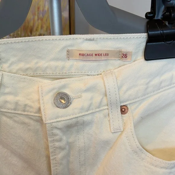Levi’s Ribcage Wide Leg High Waisted Jeans 26 - Picture 2 of 3